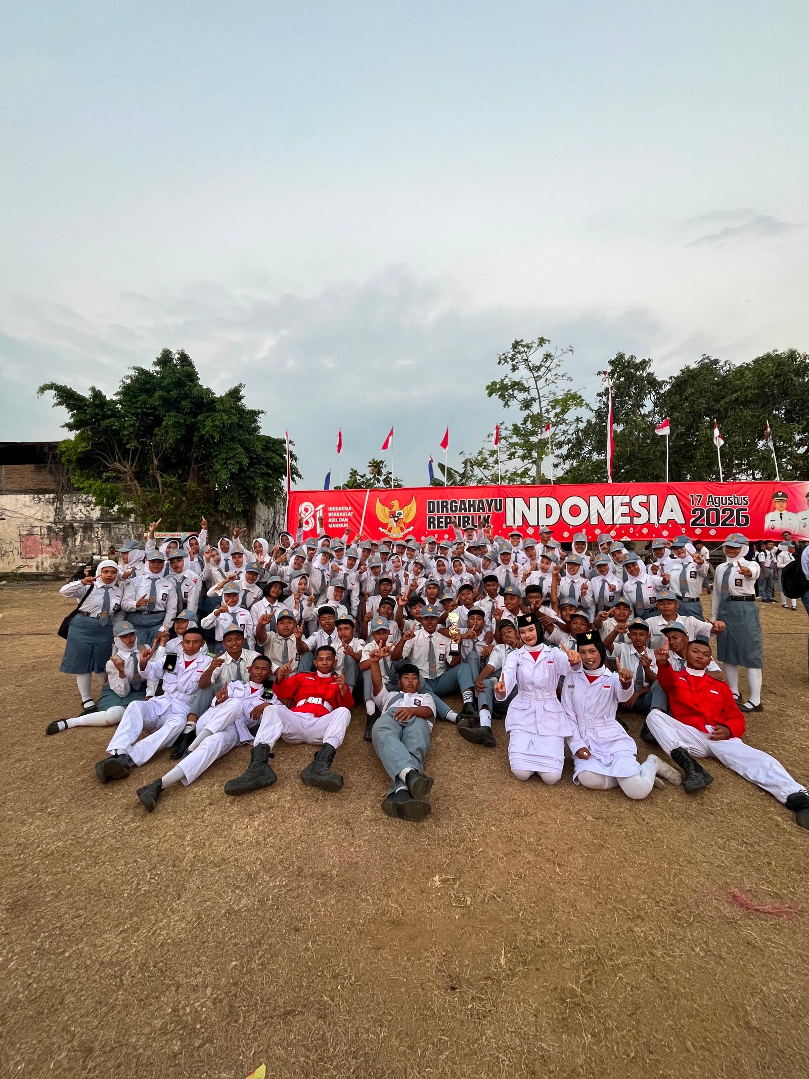 🏆 JUARA 1 LOMBA DEFILE 🏆