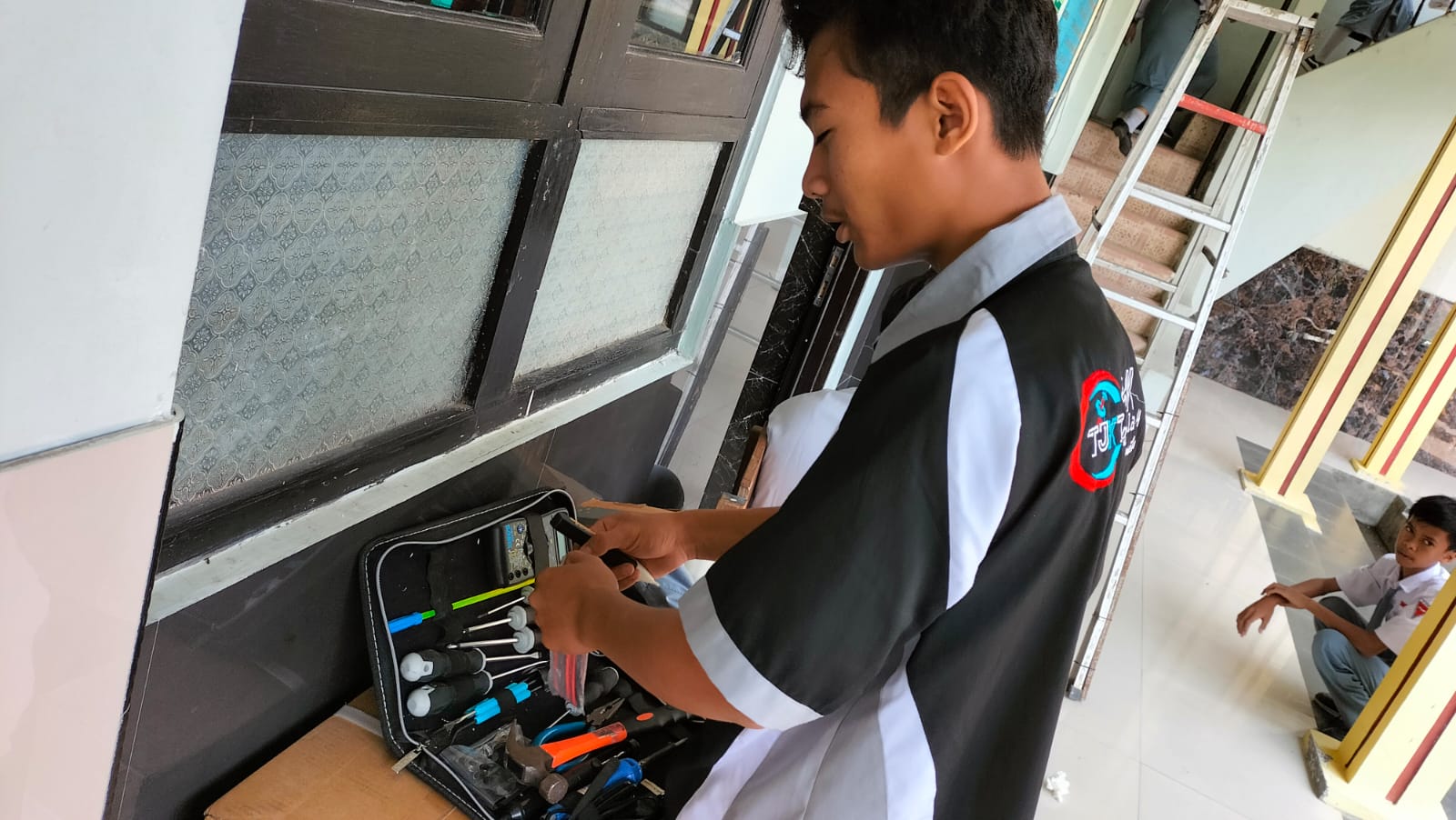 Teknik Jaringan Komputer dan Telekomunikasi 2